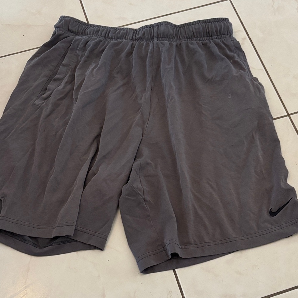 Nike Men's Charcoal Athletic Shorts
